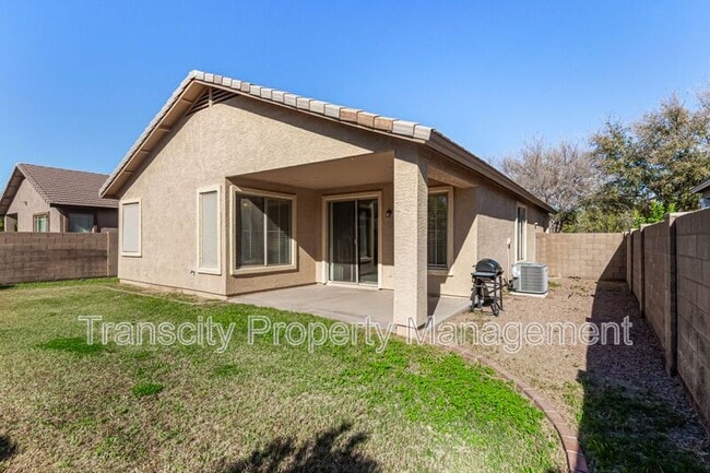 Building Photo - 3723 E Linda Ct