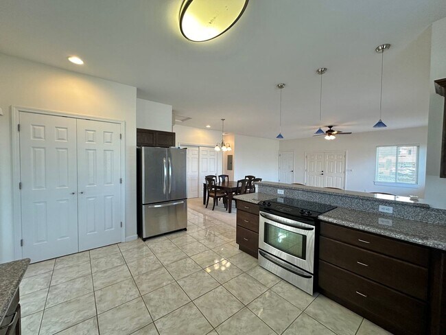 Building Photo - 3 Bedroom / 2.5 Bathroom House for rent in the Waiolani Mauka Subdivision. Pet friendly!