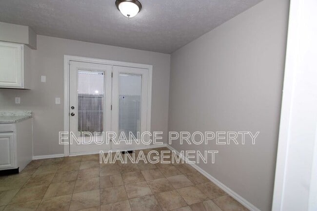 Building Photo - 3427 Sunbury Ln