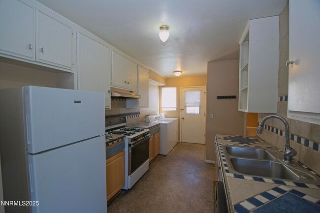 Building Photo - 3506 Willow Hills Cir