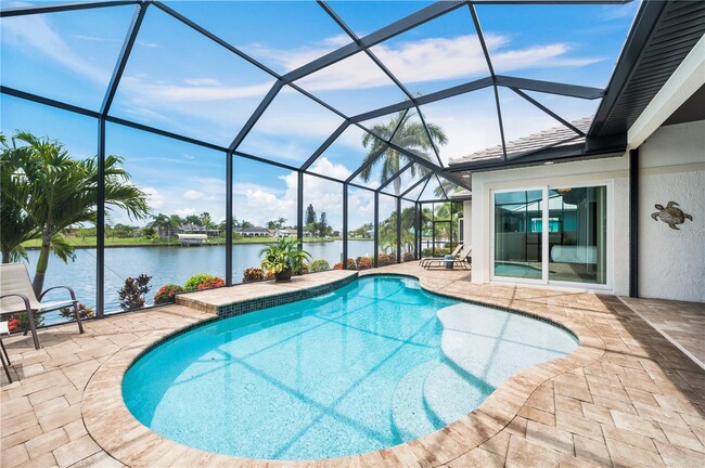 Building Photo - Waterfront home in South Gulf Cove.