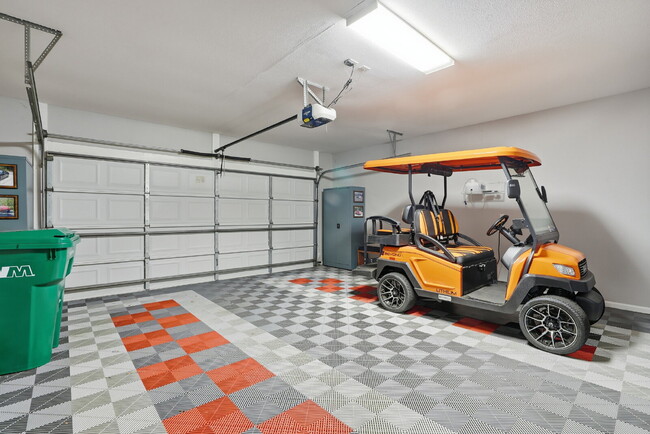 Building Photo - 34 Coburn Dr E