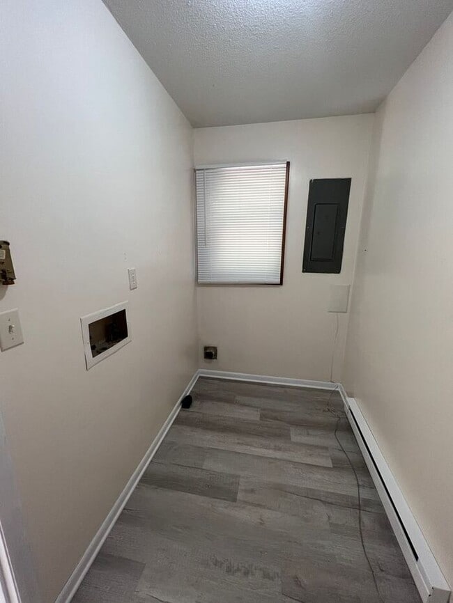 Building Photo - Updated 2 bedroom in Stevensville