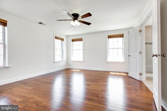 Building Photo - 2612 Maple Rock Rd