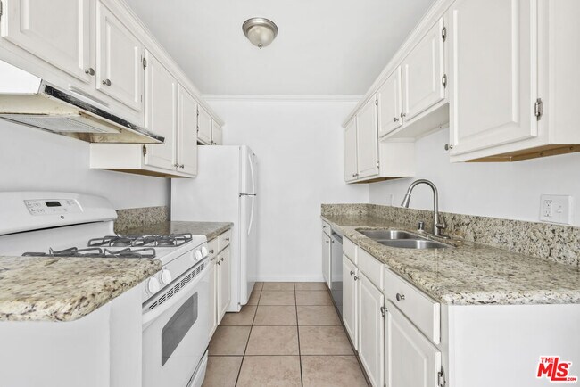 Building Photo - 2623 4th St