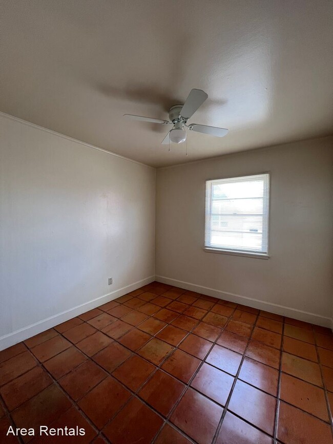 Building Photo - 3 br, 1 bath House - 25567 W. MAIN STREET