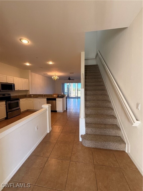 Building Photo - 860 Hampton Cir