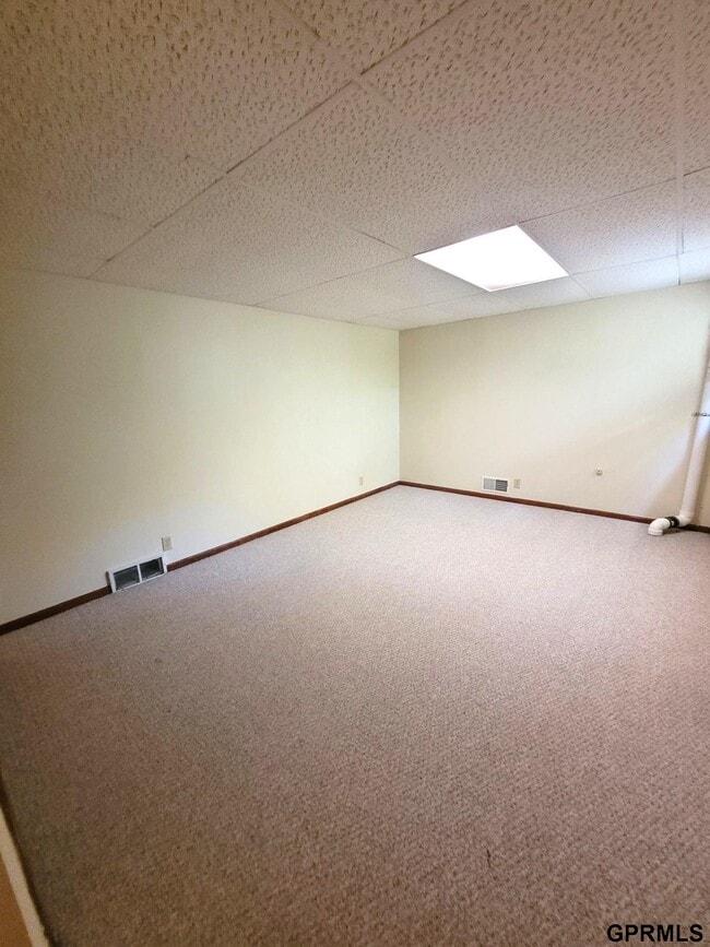Building Photo - 9268 Erskine Plaza