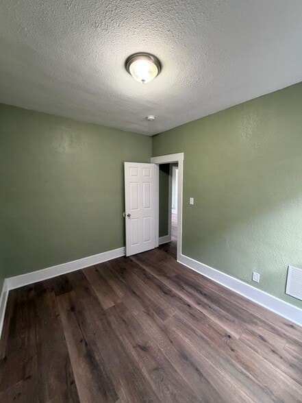 Building Photo - 7263 Senator St