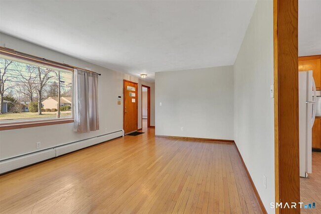 Building Photo - 57 Alanby Dr