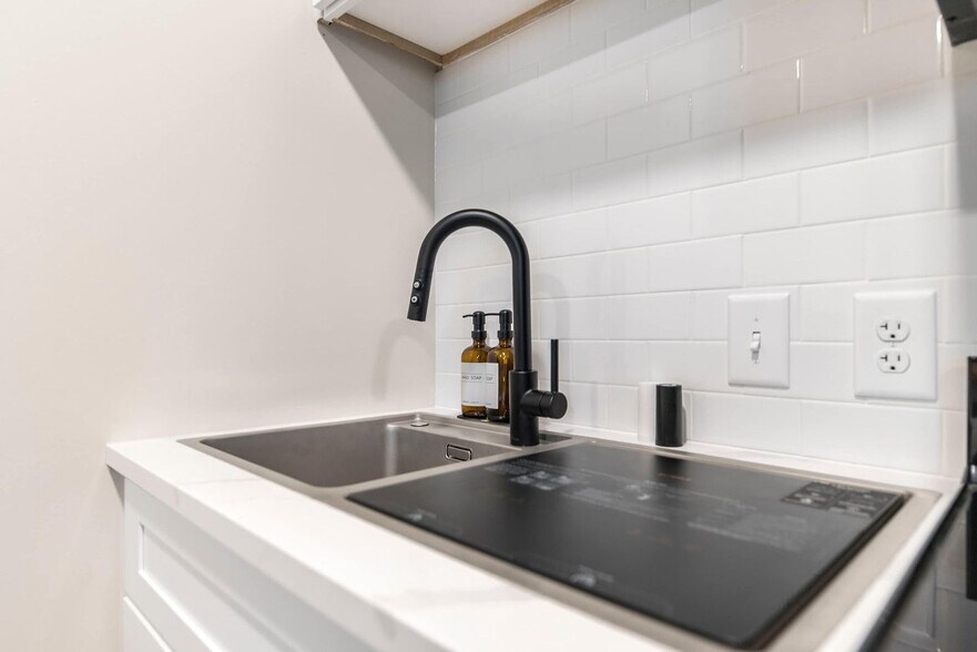 Building Photo - 520 Martin Luther King Jr Blvd