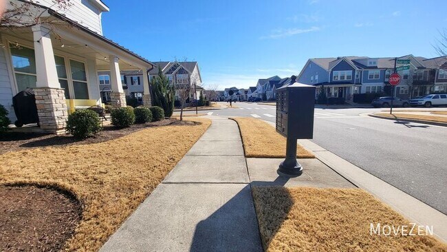 Building Photo - 1728 Shady Oaks Dr