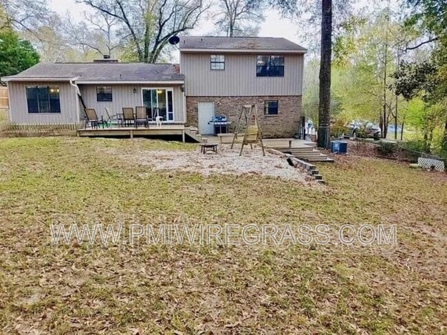 Building Photo - 401 Wildwood Dr