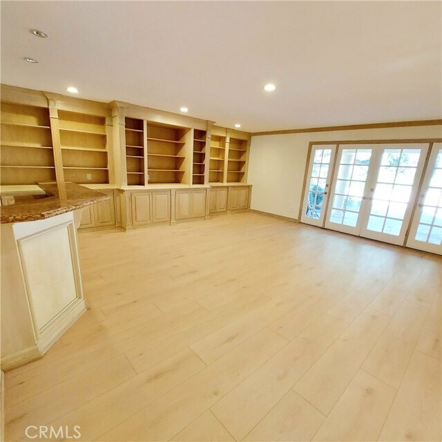 Building Photo - 16545 Park Ln Cir
