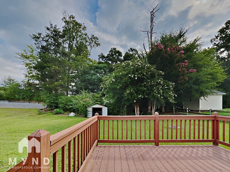 Building Photo - 4113 Ringtail Ct SE