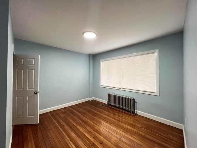 Building Photo - 68 Water St