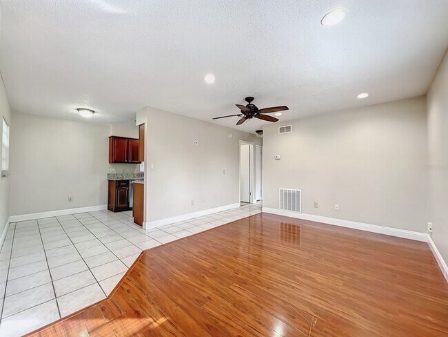 Building Photo - 5331 Davisson Ave