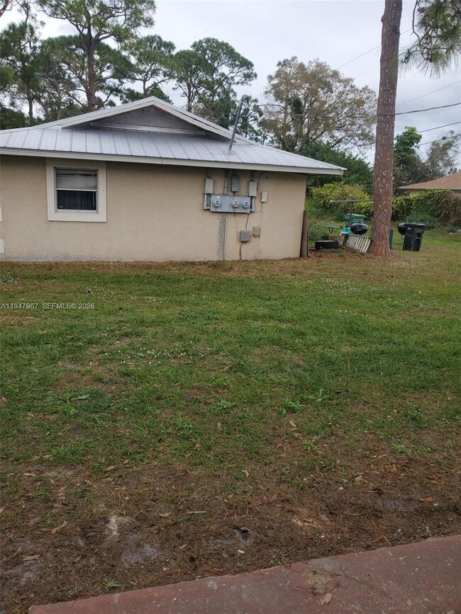 Building Photo - 6604 Miramar Ave