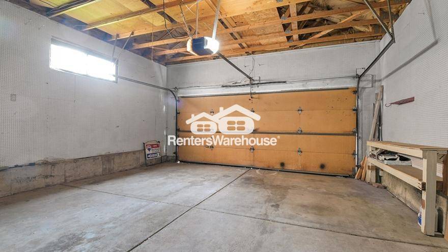 Building Photo - 10222 W Ida Ave