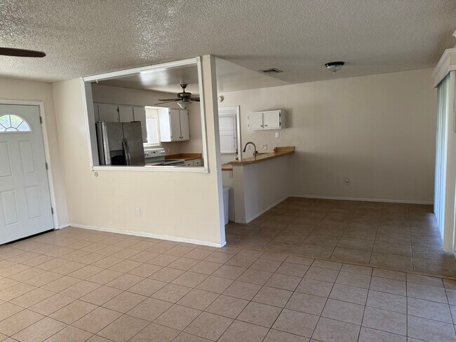 Building Photo - 10859 Wilderness Ct