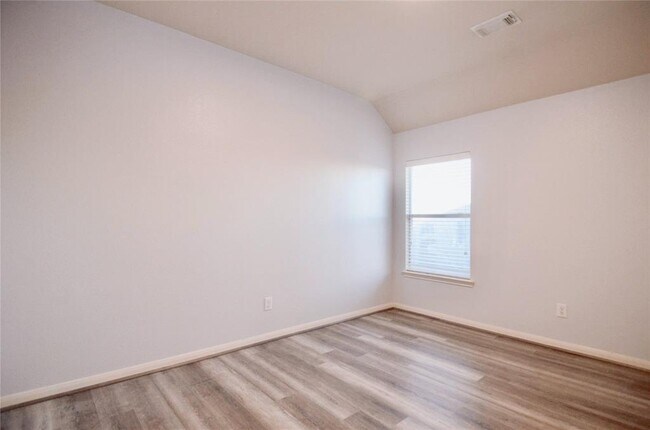 Building Photo - 4339 S Vineyard Mdw Ln