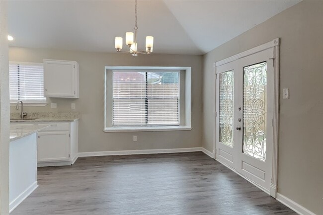 Building Photo - 8155 Big Oak Trail Dr