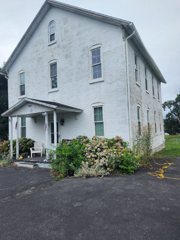 Building Photo - 412 Pennsylvania Ave
