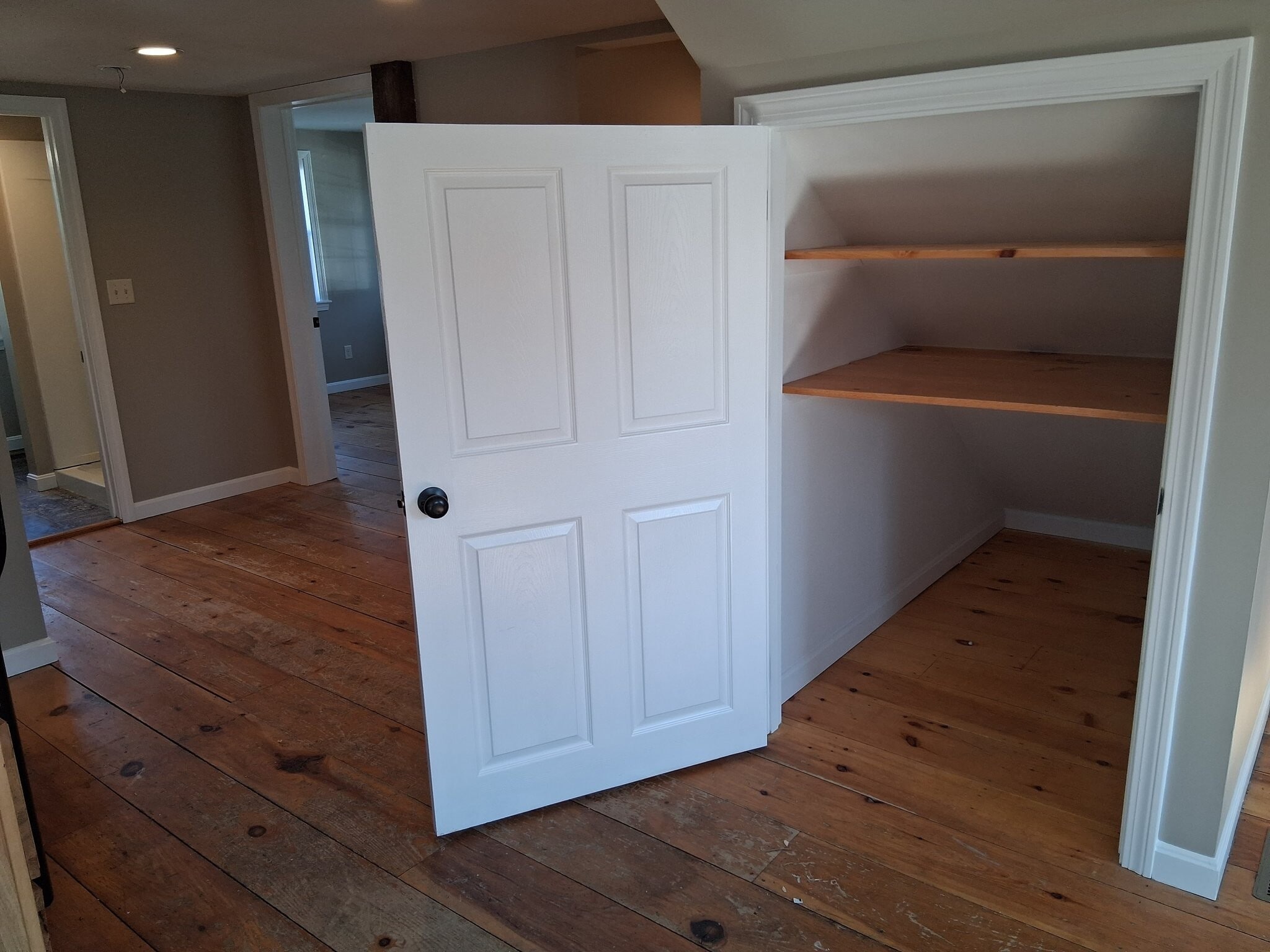 Building Photo - 58 Maple St