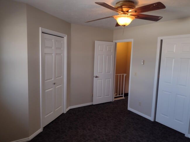 Building Photo - 1127 9th W Ave