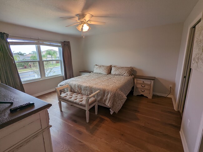 Master - King Bed - 3156 Brine Way