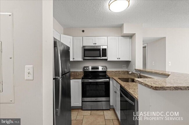 Building Photo - 1230 23rd St NW