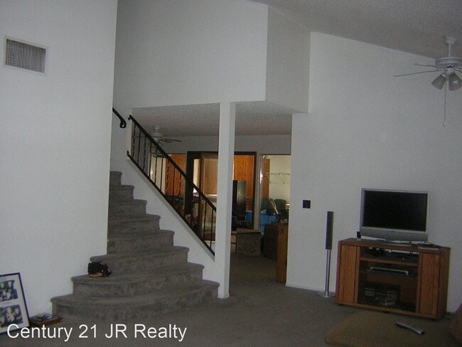 Building Photo - 3 br, 3 bath House - 748 Morrocco Drive