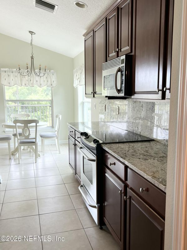 Building Photo - 6600 White Blossom Cir