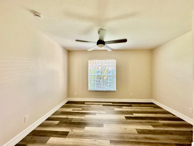 Building Photo - 2048 Painted Palm Dr