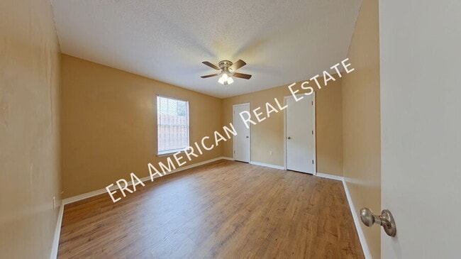 Building Photo - 610 Lee Ave