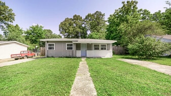 Building Photo - 2126 Evans Ave NW