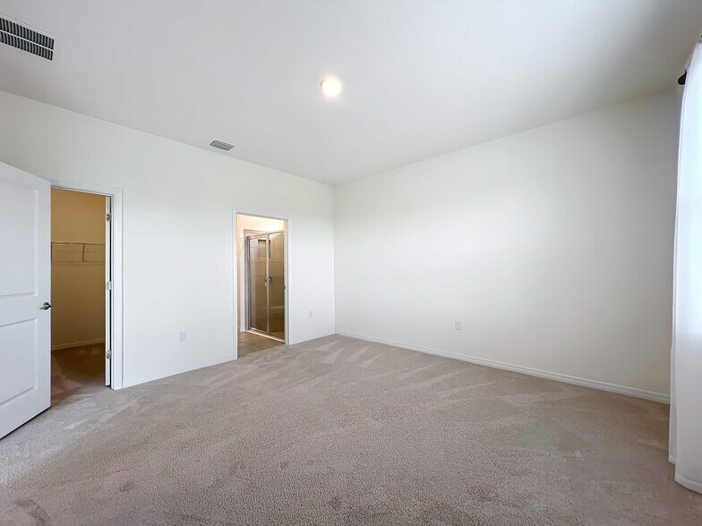 Building Photo - 5059 Stokes Way