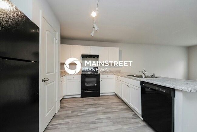 Building Photo - 4 Bedroom Pet-Friendly Home in Kissimmee, ...