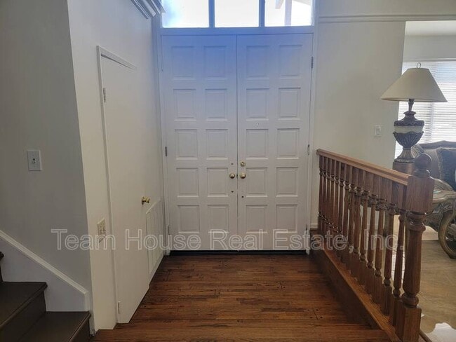 Building Photo - 23423 Vía Boscana