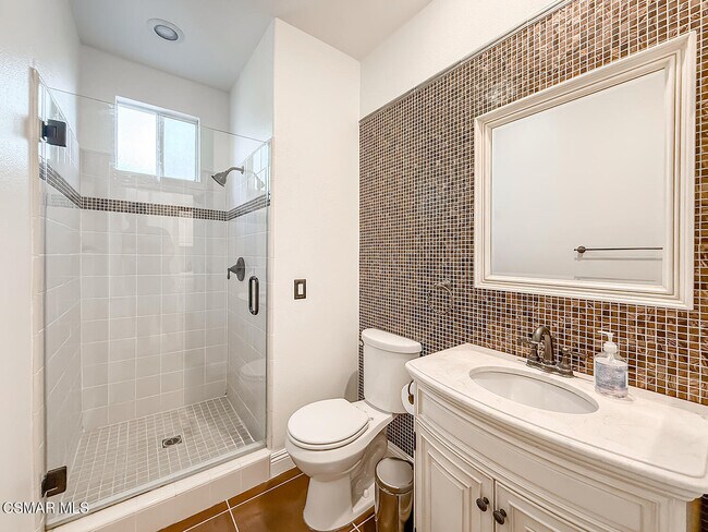 Building Photo - 4948 Via Coronado