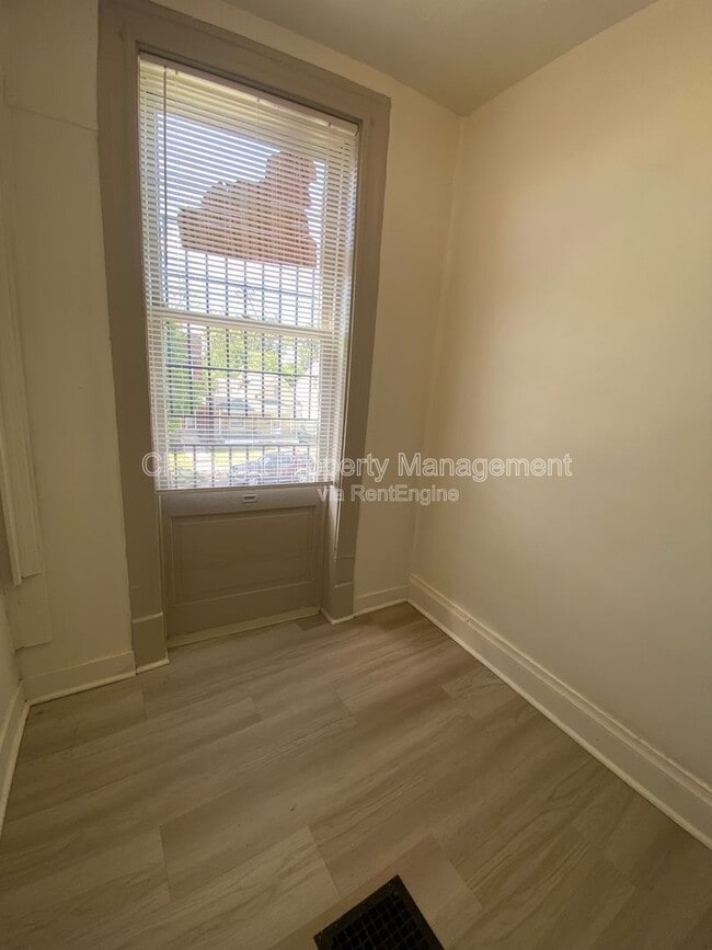 Building Photo - 6436 Idaho Ave