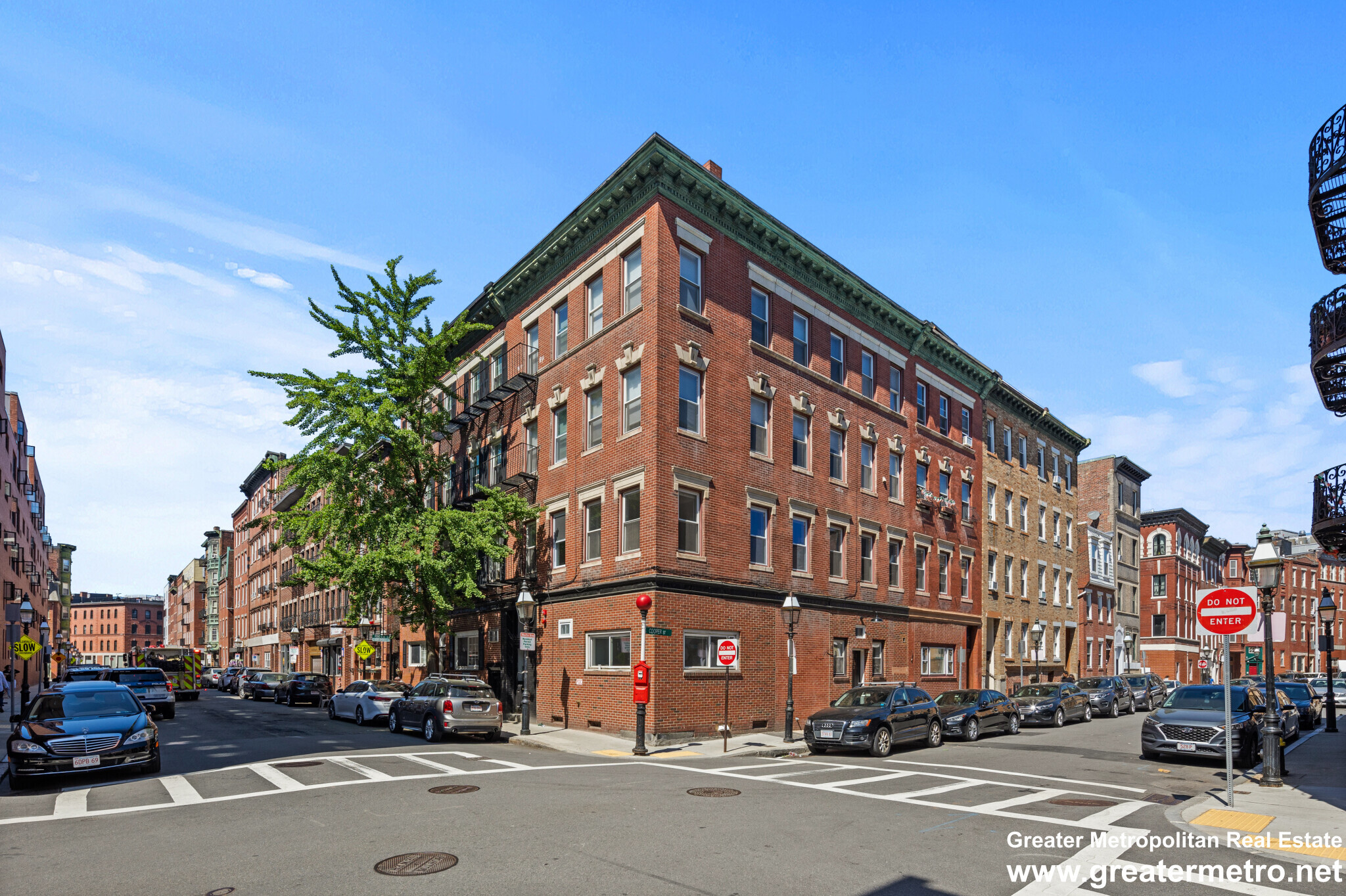 Building Photo - 109 Endicott St
