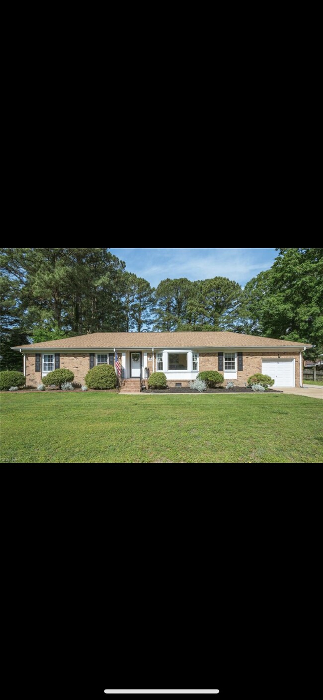Building Photo - "Charming Single Family Home in Portsmouth – 1521 Sq Ft of Comfortable Living!"