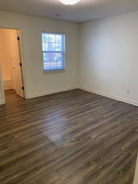 Building Photo - 4320 Belcher St