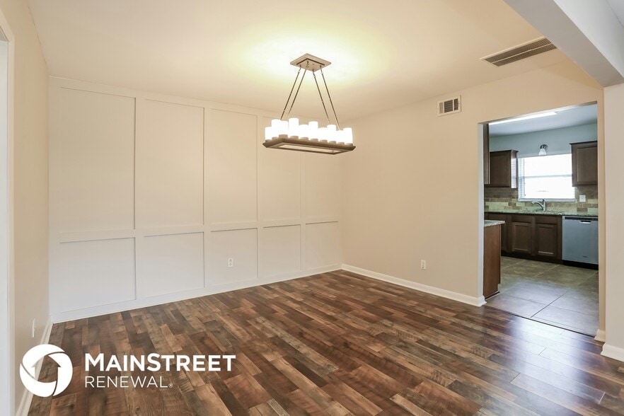 Building Photo - 1217 Brookmont Ave E