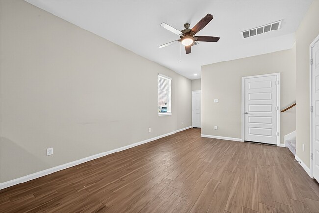 Building Photo - 4922 Michael Christopher Dr