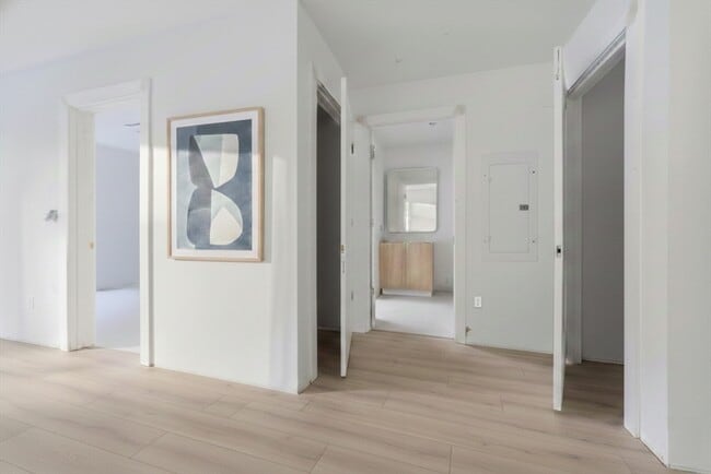 Building Photo - 1035 Commonwealth Ave