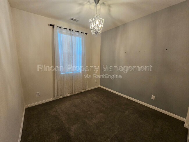 Building Photo - 2464- Blossom Ridge Ct