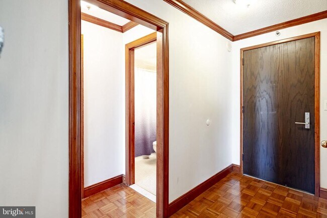 Building Photo - 2018 Walnut St