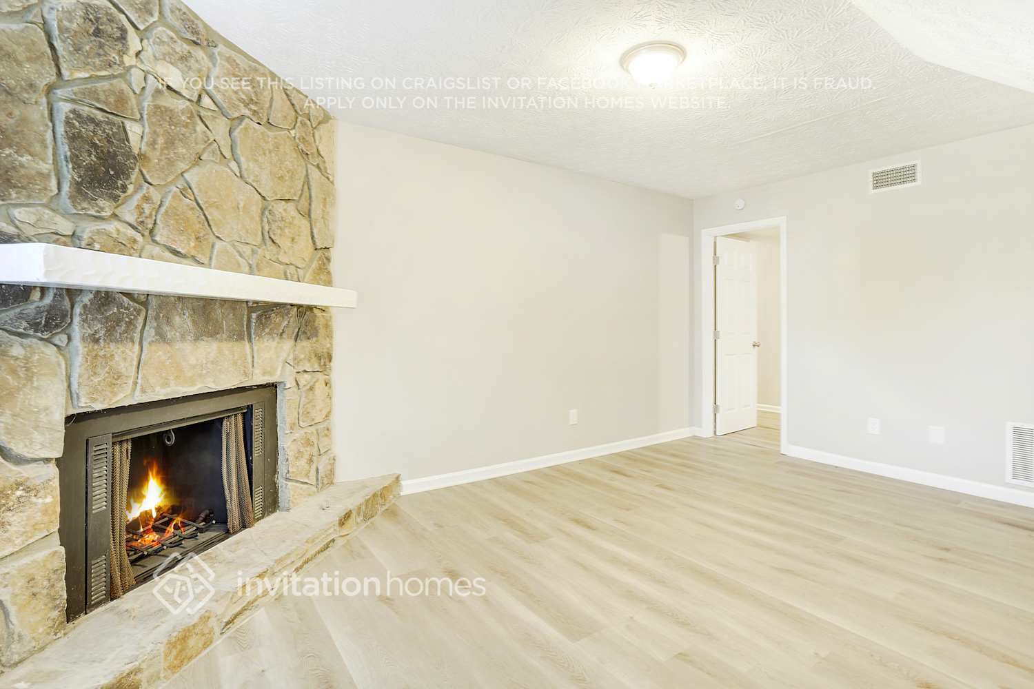Building Photo - 3835 Wood Path Dr